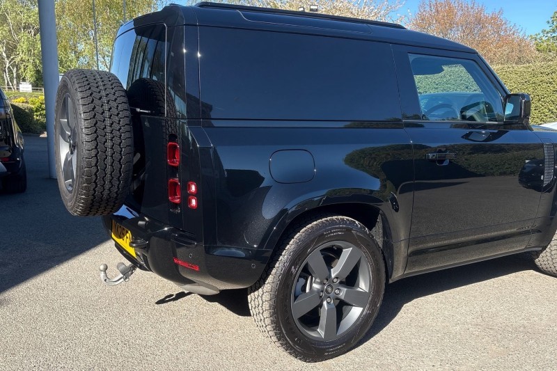 2025 (25) LAND ROVER COMMERCIAL DEFENDER 3.0 D350 Hard Top X-Dynamic HSE Auto [3 Seat] 5336189