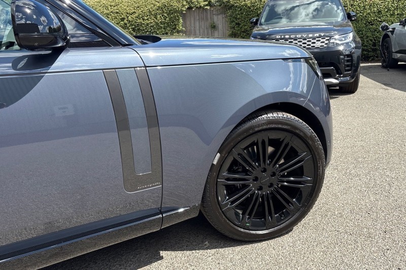 2026 (26) LAND ROVER RANGE ROVER 3.0 D350 Autobiography 4dr Auto 5370230
