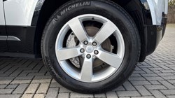 2024 (24) LAND ROVER DEFENDER 3.0 D300 X-Dynamic HSE 90 3dr Auto 4524502