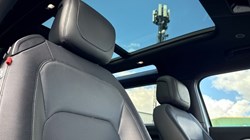 2024 (24) LAND ROVER DEFENDER 3.0 D300 X-Dynamic HSE 90 3dr Auto 4524515