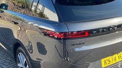 2024 (74) LAND ROVER RANGE ROVER SPORT 3.0 D300 Dynamic SE 5dr Auto 4508325