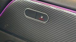 2022 (22) MERCEDES-BENZ GLB 200 AMG Line Premium 5dr 7G-Tronic 4550492