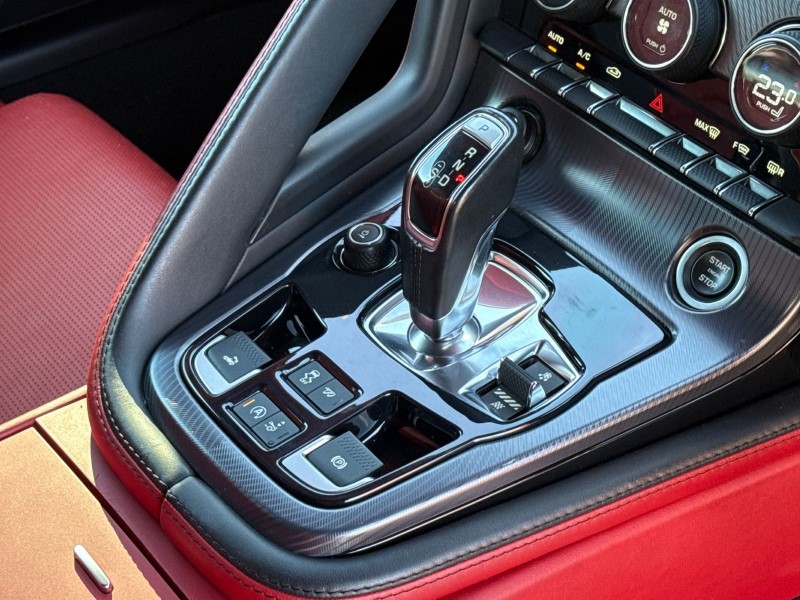 2018 (18) JAGUAR F-TYPE 3.0 [380] Supercharged V6 R-Dynamic 2dr Auto 4545057