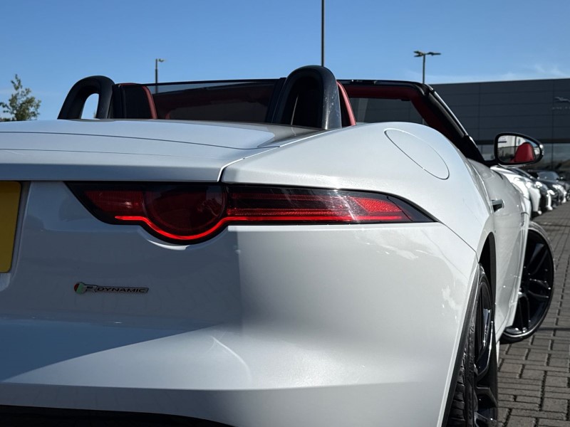 2018 (18) JAGUAR F-TYPE 3.0 [380] Supercharged V6 R-Dynamic 2dr Auto 4545088