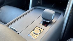 2024 (74) LAND ROVER DISCOVERY 3.0 D300 Dynamic HSE 5dr Auto 5352407