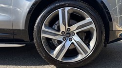 2024 (74) LAND ROVER DISCOVERY 3.0 D300 Dynamic HSE 5dr Auto 5352402