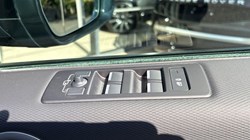 2024 (74) LAND ROVER DISCOVERY 3.0 D300 Dynamic HSE 5dr Auto 5352418