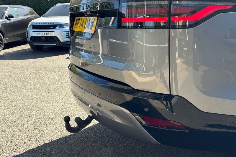 2024 (74) LAND ROVER DISCOVERY 3.0 D300 Dynamic HSE 5dr Auto 5352416