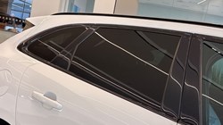 2022 (22) JAGUAR F-PACE 2.0 D200 R-Dynamic Black 5dr Auto AWD 4683044