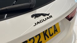 2022 (22) JAGUAR F-PACE 2.0 D200 R-Dynamic Black 5dr Auto AWD 4683038