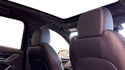 2022 (22) JAGUAR F-PACE 2.0 D200 R-Dynamic Black 5dr Auto AWD 4683013