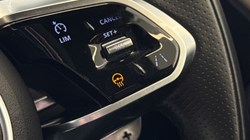 2022 (22) JAGUAR F-PACE 2.0 D200 R-Dynamic Black 5dr Auto AWD 4683019