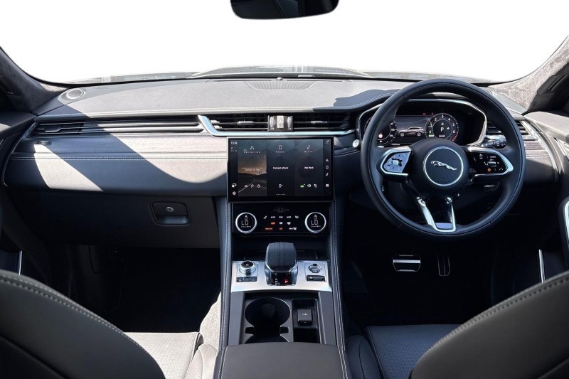 2024 (74) JAGUAR F-PACE 2.0 P400e R-Dynamic HSE Black 90th Anniv 5dr Auto 5360930