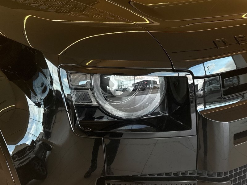 2025 (75) LAND ROVER DEFENDER 3.0 D250 X-Dynamic SE 110 5dr Auto 5126294