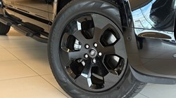 2025 (75) LAND ROVER DEFENDER 3.0 D250 X-Dynamic SE 110 5dr Auto 5126319