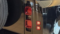 2025 (75) LAND ROVER DEFENDER 3.0 D250 X-Dynamic SE 110 5dr Auto 5126322