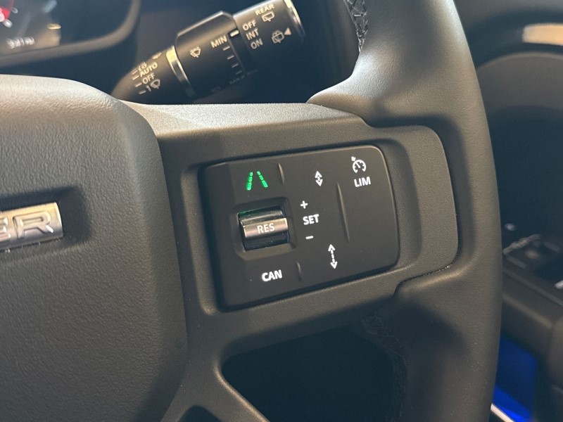 2025 (75) LAND ROVER DEFENDER 3.0 D250 X-Dynamic SE 110 5dr Auto 5126306