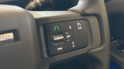 2025 (75) LAND ROVER DEFENDER 3.0 D250 X-Dynamic SE 110 5dr Auto 5126306