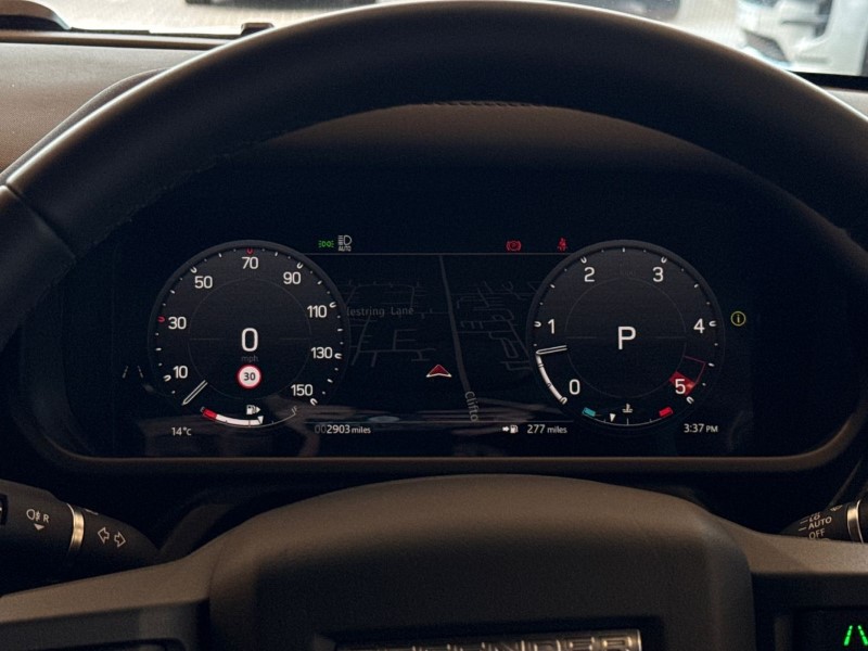 2025 (75) LAND ROVER DEFENDER 3.0 D250 X-Dynamic SE 110 5dr Auto 5126293