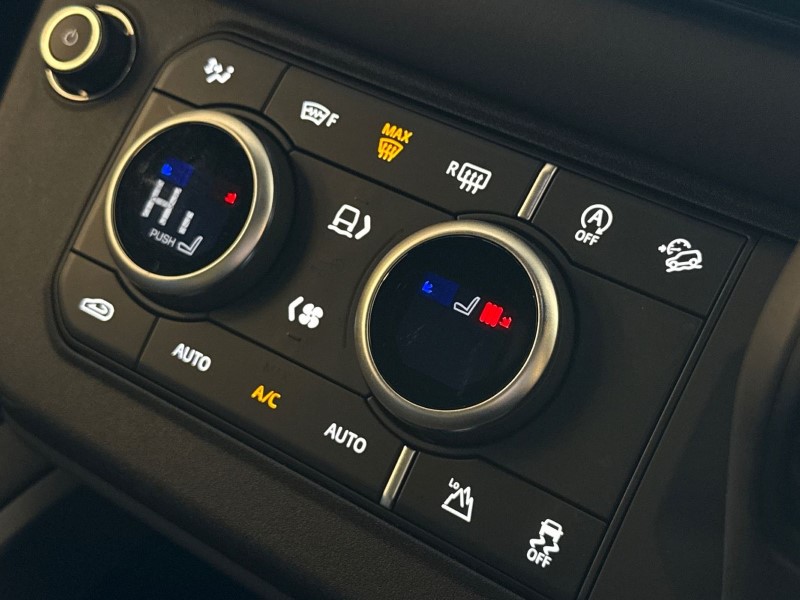 2025 (75) LAND ROVER DEFENDER 3.0 D250 X-Dynamic SE 110 5dr Auto 5126311