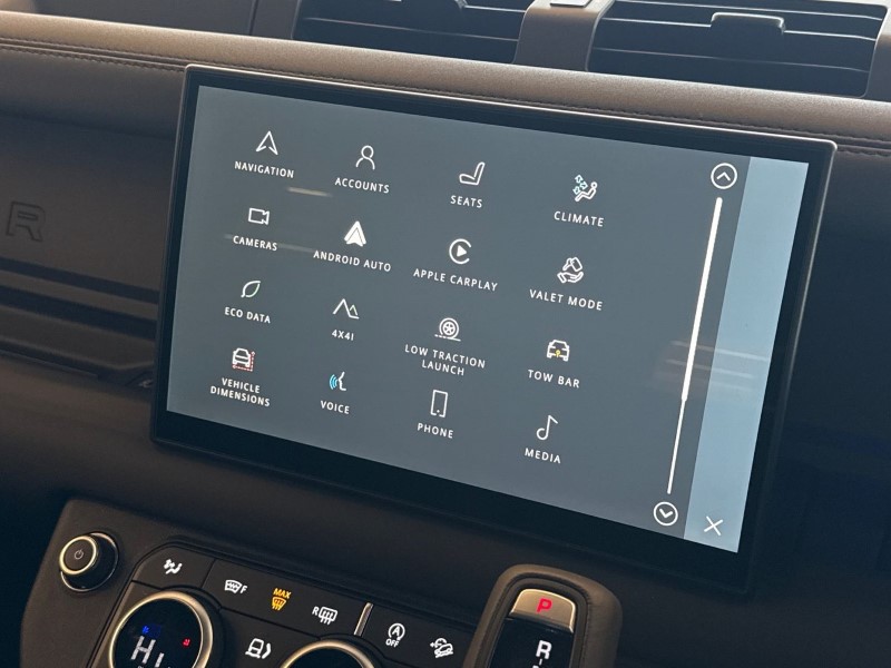 2025 (75) LAND ROVER DEFENDER 3.0 D250 X-Dynamic SE 110 5dr Auto 5126308