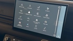 2025 (75) LAND ROVER DEFENDER 3.0 D250 X-Dynamic SE 110 5dr Auto 5126308