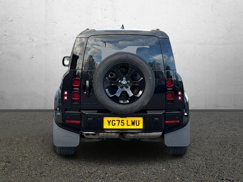 2025 (75) LAND ROVER DEFENDER 3.0 D250 X-Dynamic SE 110 5dr Auto 5126283