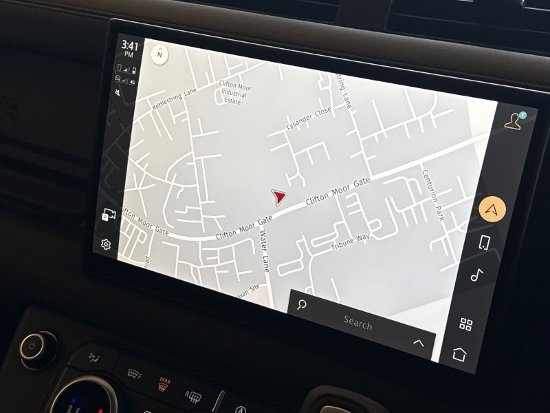 2025 (75) LAND ROVER DEFENDER 3.0 D250 X-Dynamic SE 110 5dr Auto 5126288