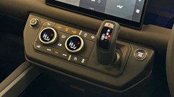 2025 (75) LAND ROVER DEFENDER 3.0 D250 X-Dynamic SE 110 5dr Auto 5126290