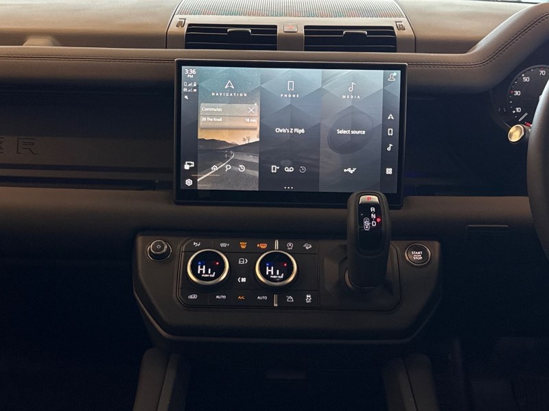 2025 (75) LAND ROVER DEFENDER 3.0 D250 X-Dynamic SE 110 5dr Auto 5126291