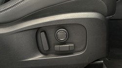 2023 (73) JAGUAR F-PACE 2.0 D200 R-Dynamic SE Black 5dr Auto AWD 4592610