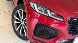 2023 (73) JAGUAR F-PACE 2.0 D200 R-Dynamic SE Black 5dr Auto AWD 4592627