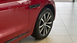 2023 (73) JAGUAR F-PACE 2.0 D200 R-Dynamic SE Black 5dr Auto AWD 4592606