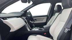 2023 (72) LAND ROVER DISCOVERY SPORT 2.0 D200 R-Dynamic HSE 5dr Auto 4620696