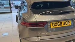 2019 (68) JAGUAR E-PACE 2.0 R-Dynamic SE 5dr Auto 4598979