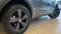 2019 (68) JAGUAR E-PACE 2.0 R-Dynamic SE 5dr Auto 4598980