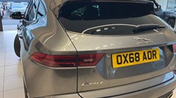2019 (68) JAGUAR E-PACE 2.0 R-Dynamic SE 5dr Auto 4598958
