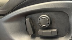 2019 (68) JAGUAR E-PACE 2.0 R-Dynamic SE 5dr Auto 4598962