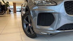 2019 (68) JAGUAR E-PACE 2.0 R-Dynamic SE 5dr Auto 4598976