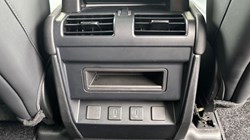 2026 (26) LAND ROVER DEFENDER 3.0 D250 X-Dynamic SE 110 5dr Auto 5758148