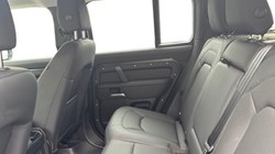 2026 (26) LAND ROVER DEFENDER 3.0 D250 X-Dynamic SE 110 5dr Auto 5758134