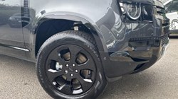 2026 (26) LAND ROVER DEFENDER 3.0 D250 X-Dynamic SE 110 5dr Auto 5758170