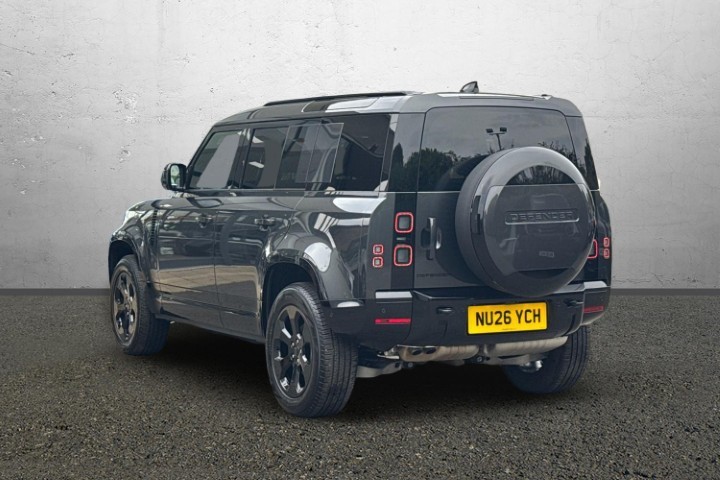 2026 (26) LAND ROVER DEFENDER 3.0 D250 X-Dynamic SE 110 5dr Auto 5758132