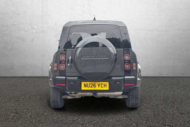 2026 (26) LAND ROVER DEFENDER 3.0 D250 X-Dynamic SE 110 5dr Auto 5758136