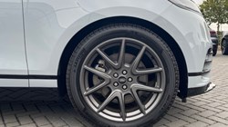 2024 (74) LAND ROVER RANGE ROVER VELAR 3.0 D300 MHEV Dynamic HSE 5dr Auto 4692299