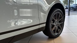 2024 (74) LAND ROVER RANGE ROVER VELAR 3.0 D300 MHEV Dynamic HSE 5dr Auto 4645356