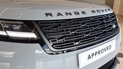 2024 (74) LAND ROVER RANGE ROVER VELAR 3.0 D300 MHEV Dynamic HSE 5dr Auto 4645350