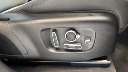 2024 (74) LAND ROVER RANGE ROVER VELAR 3.0 D300 MHEV Dynamic HSE 5dr Auto 4645328