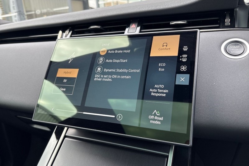 2025 (75) LAND ROVER RANGE ROVER EVOQUE 1.5 P270e Dynamic SE 5dr Auto 5386250