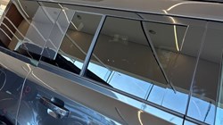 2025 (75) LAND ROVER DEFENDER 3.0 D250 X-Dynamic SE 110 5dr Auto 5150093